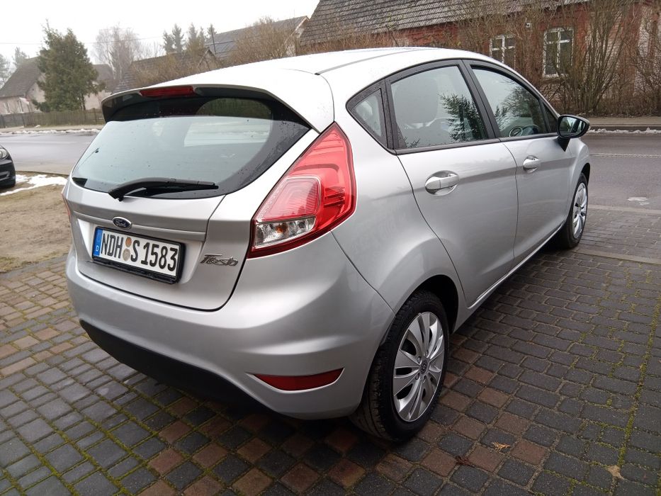 Ford Fiesta 2016r 1.3b. 5-drzwi