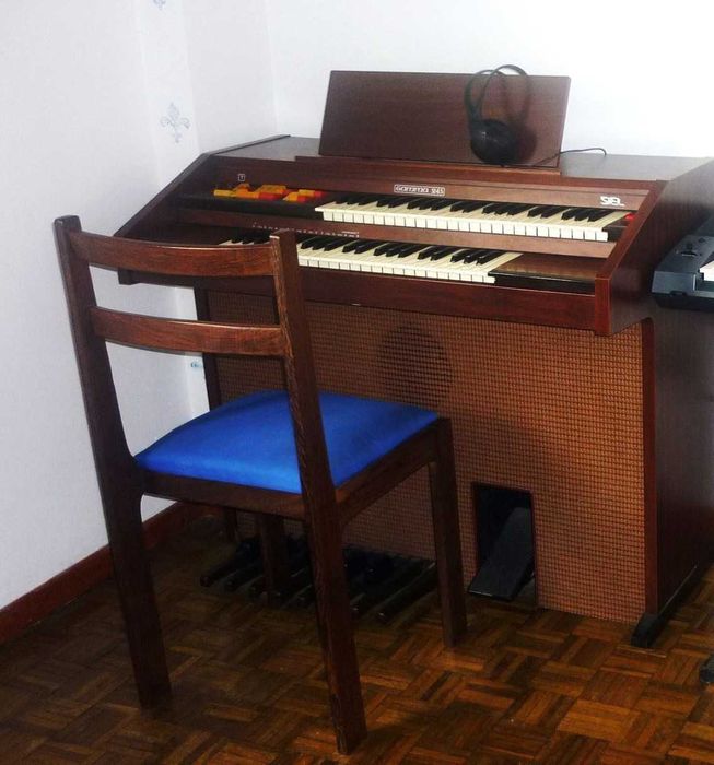 Órgão Eletrónico64309733834625120