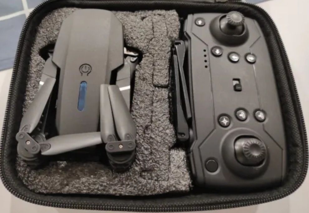 Promcja w weekend 179zł. DRON 12.5cm X 8cm X 5,5cm. Kamera 4k, full h