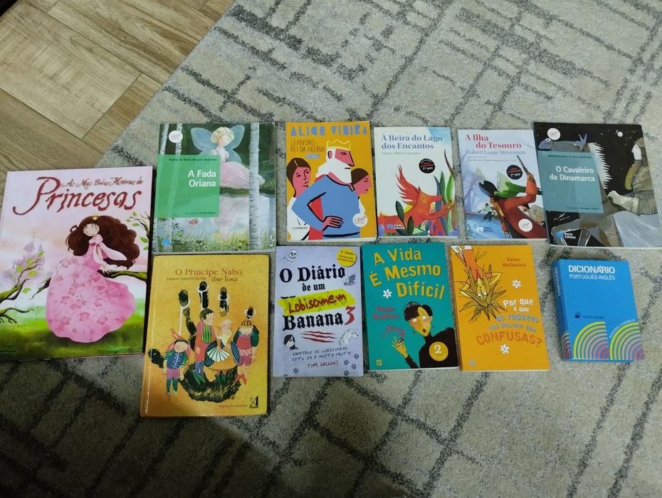 Diversos livros infantis