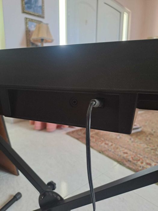 Teclado / Piano Elétrico em ótimo estado