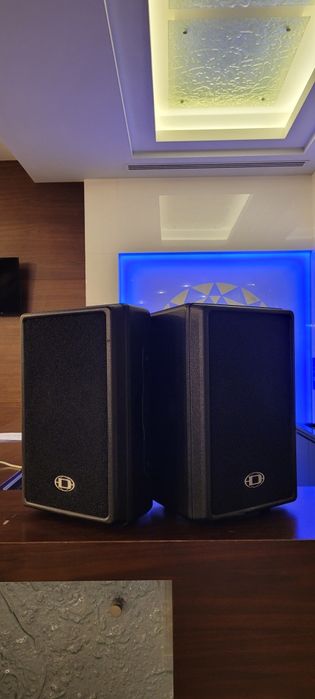 2x Dynacord D8 pasywne.