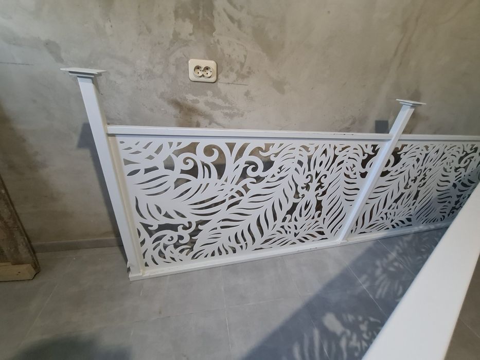 Ковані з плазмою перила на сходи