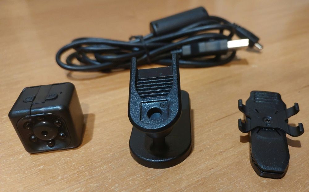 Петличная камера