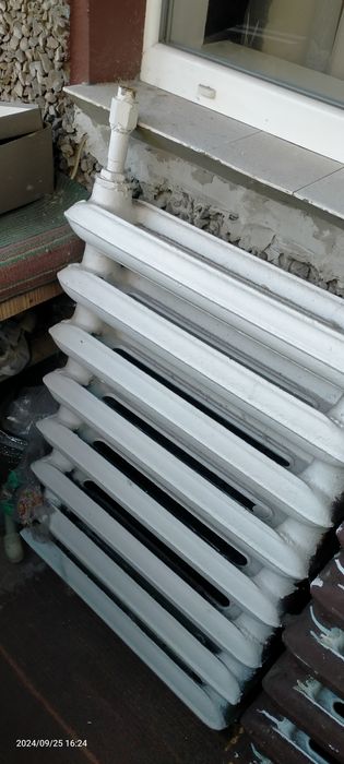 Батарея чугунная 8 секции