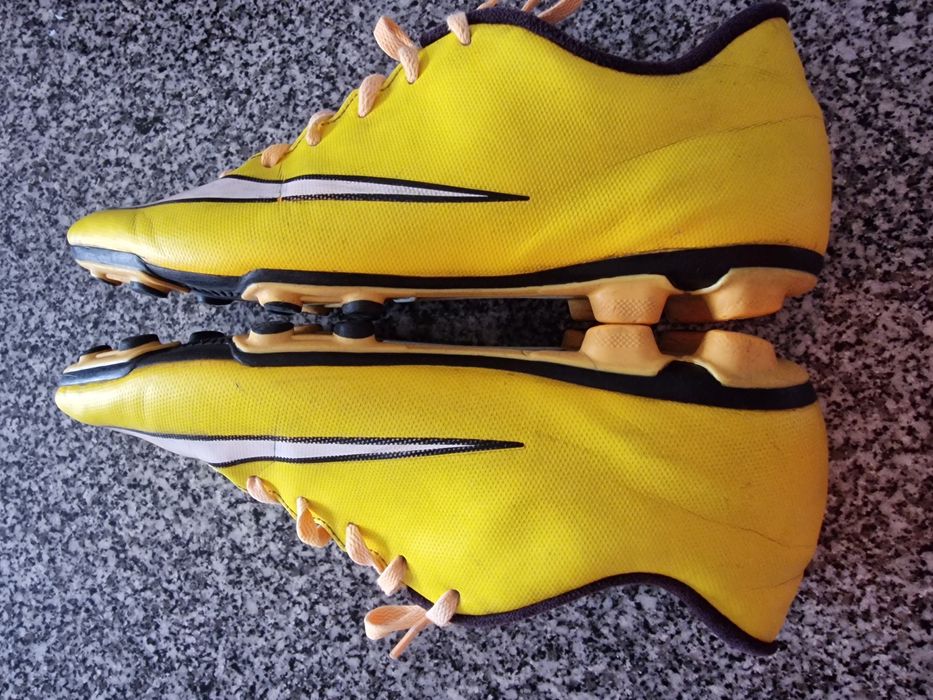 Nike mercurial tamanho 43