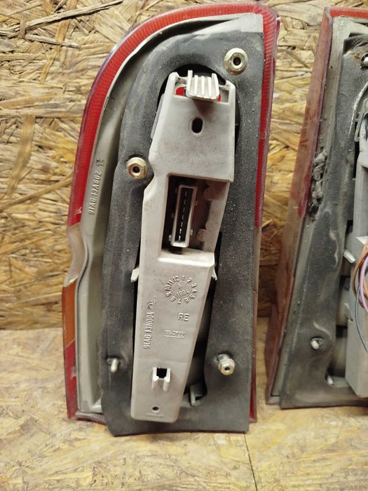 Ліхтар стоп задній  Форд Ескорт універсал