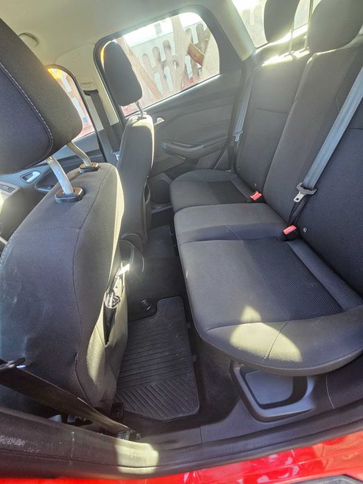 Auto osobowe ford focus