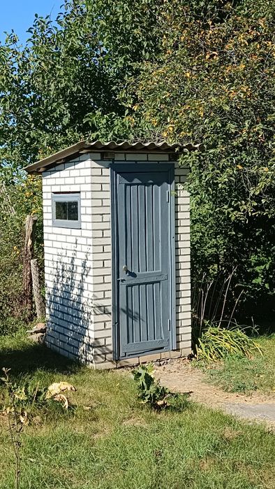 Продам будинок з  якісним  ремонтом .