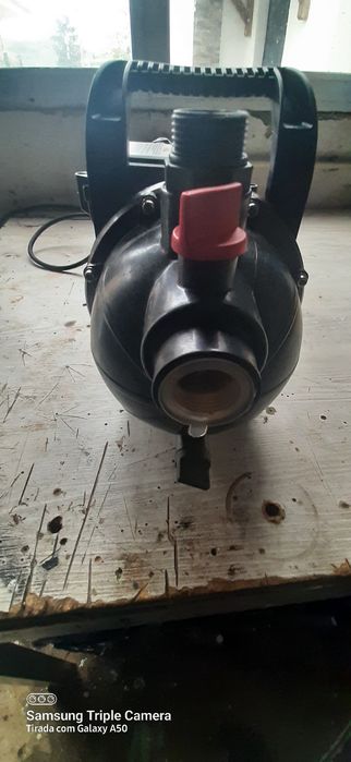 Bomba de rega como nova