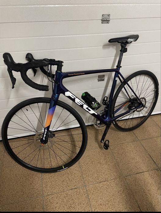 Bicicleta felt fr carbono e sapatos de encaixe