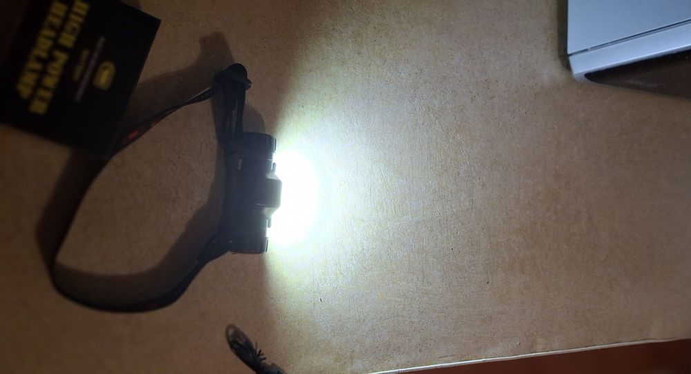 Налобний ліхтар ХРЕ+СОВ USB.