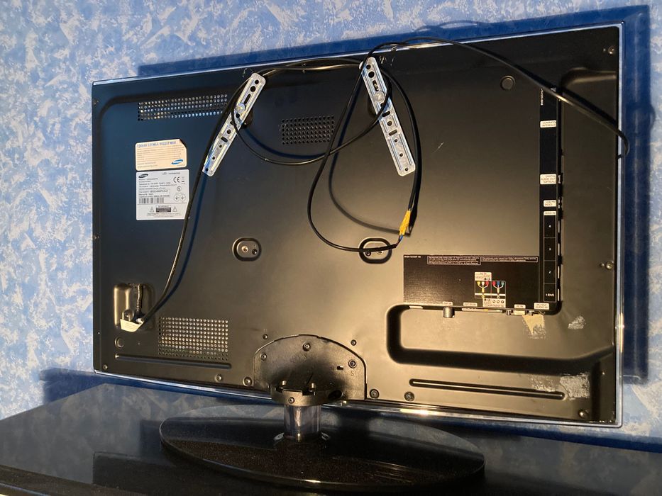 Телевизор Samsung 32 дюйма