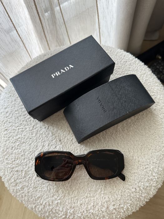 Okulary przeciwsloneczne PRADA modne brazowe okulary
