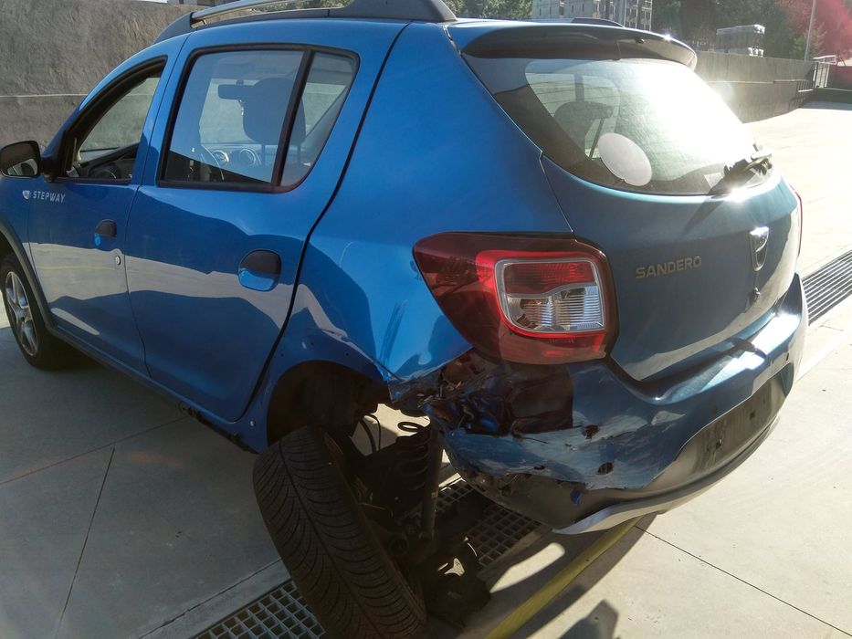 DACIA SANDERO II - 2016 - Para Peças