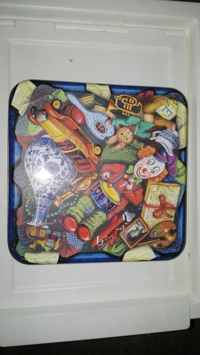 Lata antiga hotel Astor monte real