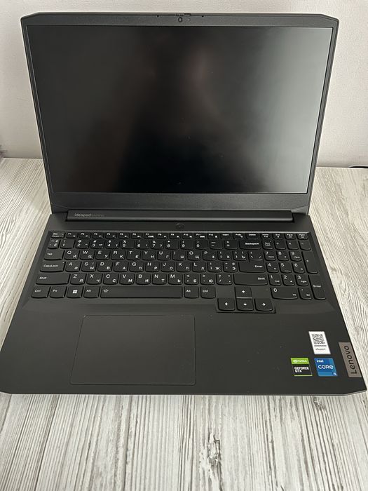 Ноутбук LENOVO IPG3 15IHU6 (82K1018YRA)