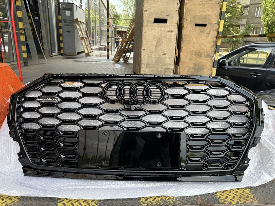 Решетка гриль grille audi q5 s-line 80a рест 2020+