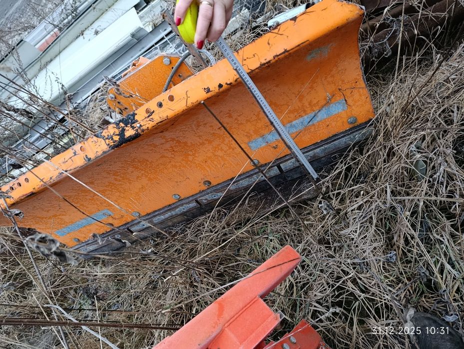 Pług  do odśnieżania