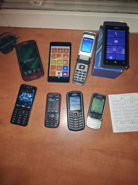 Sprzedam zestaw telefonow