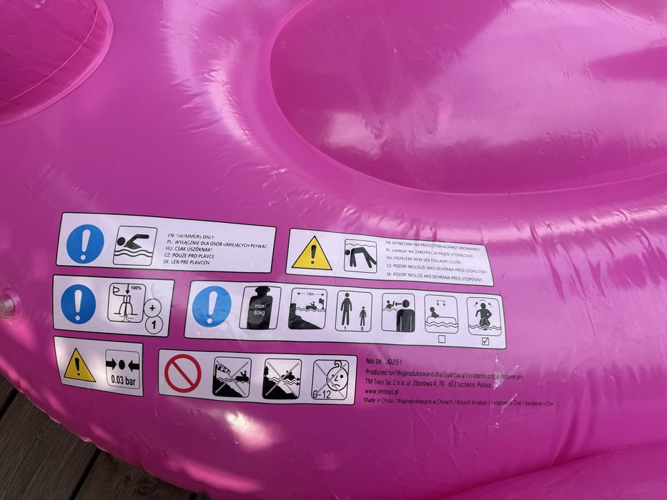 Duży dmuchany flaming