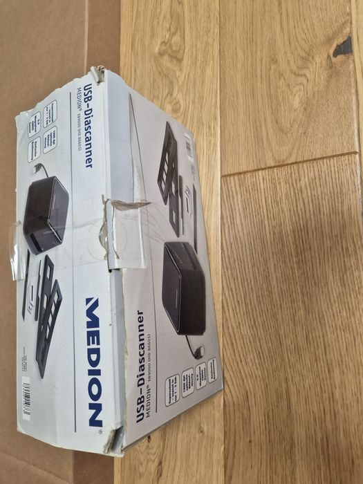 Skaner slajdów medion