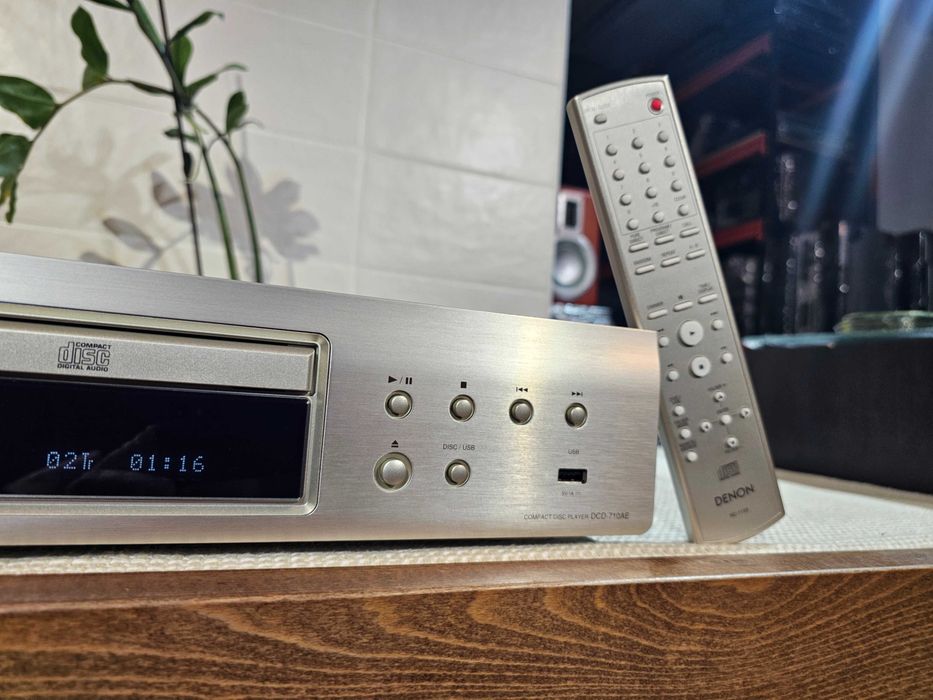 CD-програвач Denon DCD-710AE 24-бітний/192 кГц ЦАП + пульт