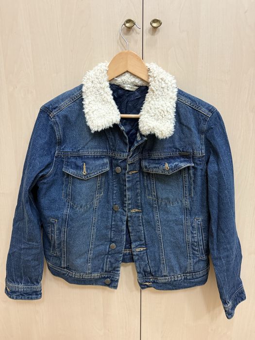 Тепла джинсова куртка . Mango Куртка з утепоенням .