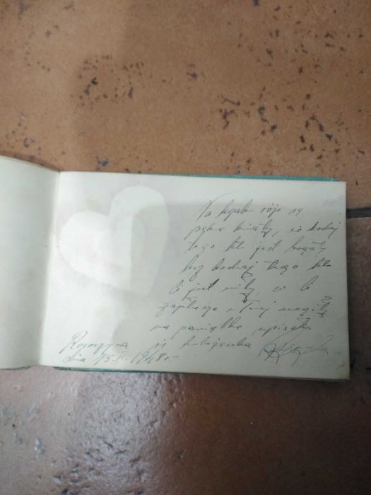 Sprzedam stare pamiętniki