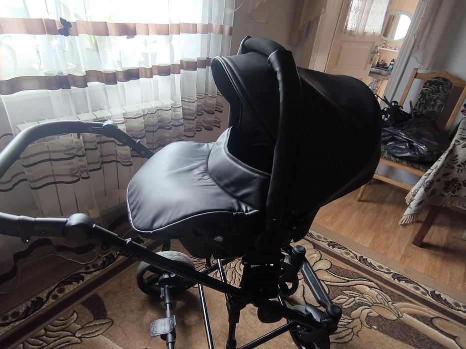 Продається каляска 3 в 1