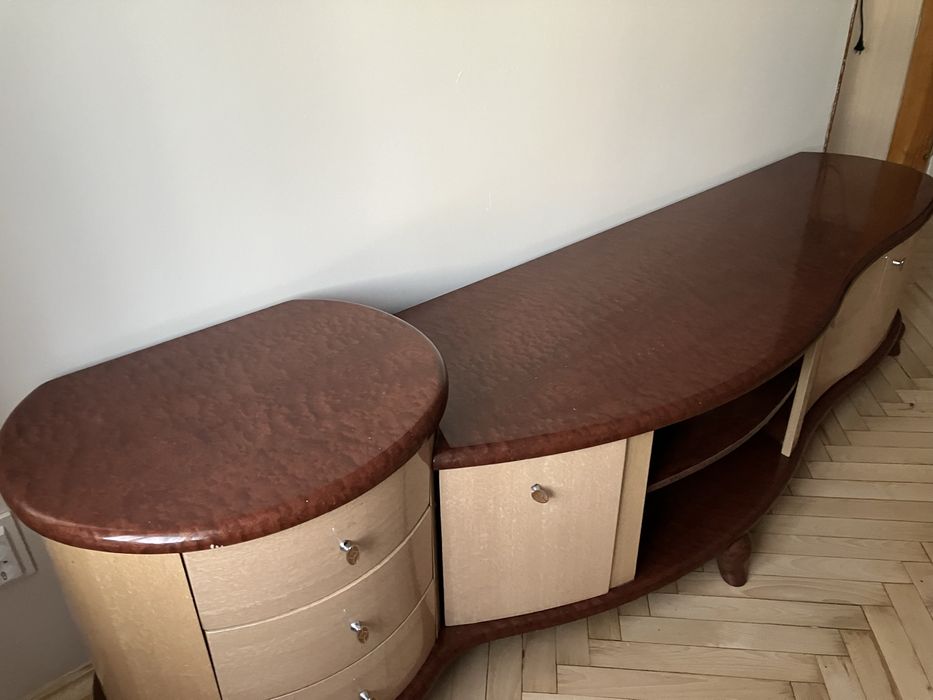 Тумба для вітальні, виробництво Малайзія