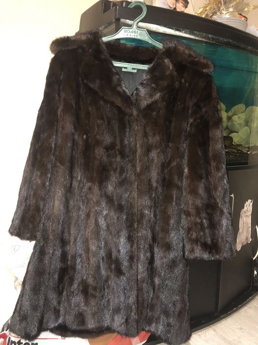 Натуральна норкова шуба, цільна норка