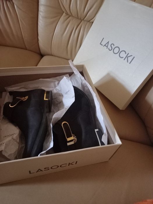 Sztyblety r.39 Botki Kozaki Damskie Lasocki skóra czarne j.nowe