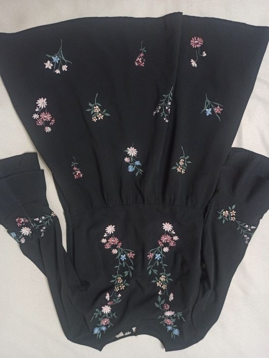 Плаття з вишивкою H&M розмір м