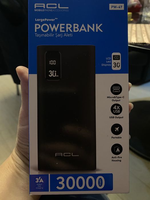 Павербанк . Новий . В упаковці