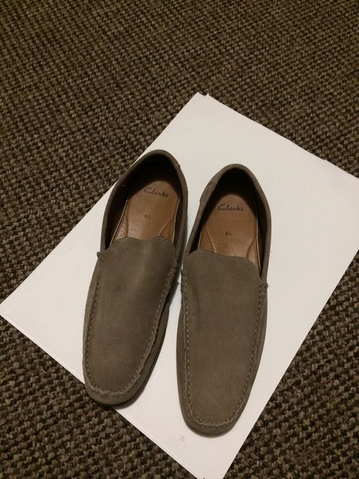 Продам мужские замшевые туфли фирмы «Clarks”