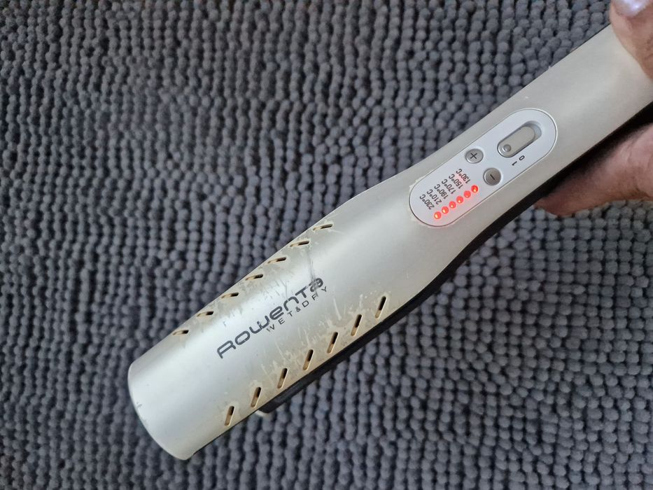 Prancha Rowenta wet & dry