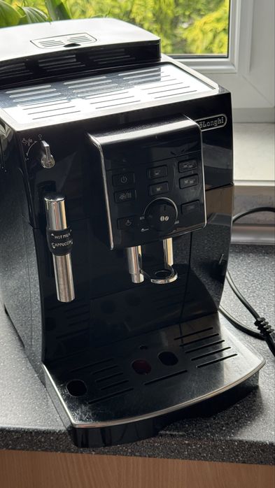 Ekspres do kawy DeLonghi ECAM 23.120.B