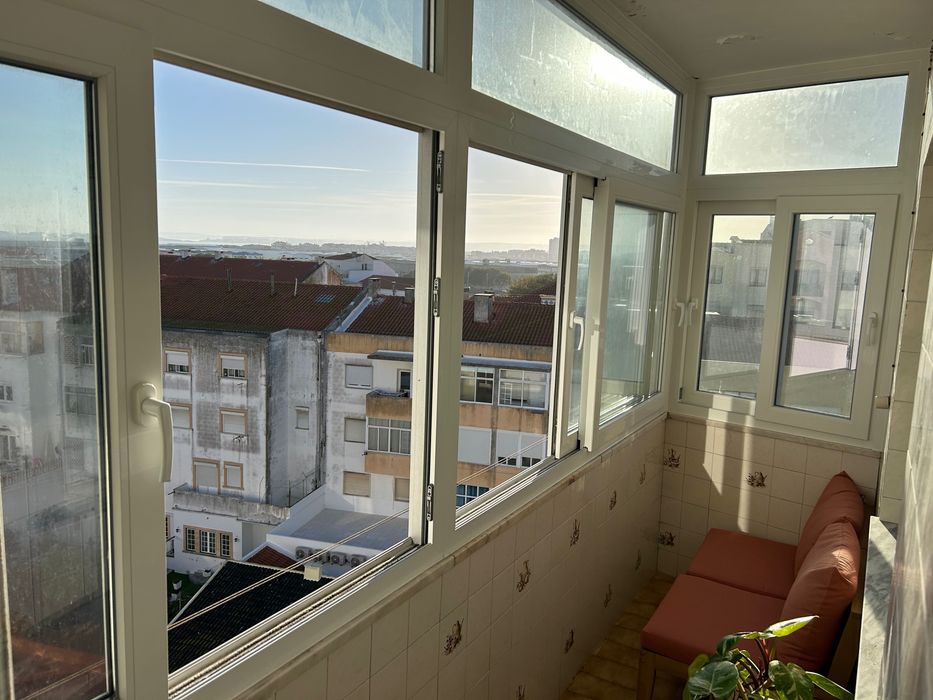 T2 flat for rent in Peniche