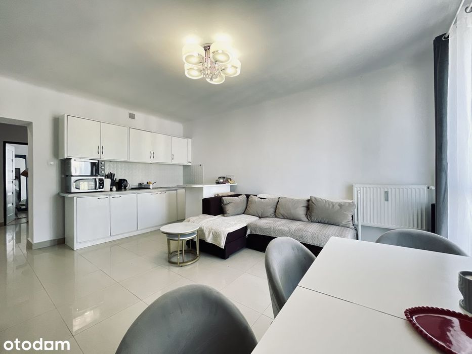 Dwustronne | Balkon | Piwnica | Po generalnym remoncie | C. Handlowe