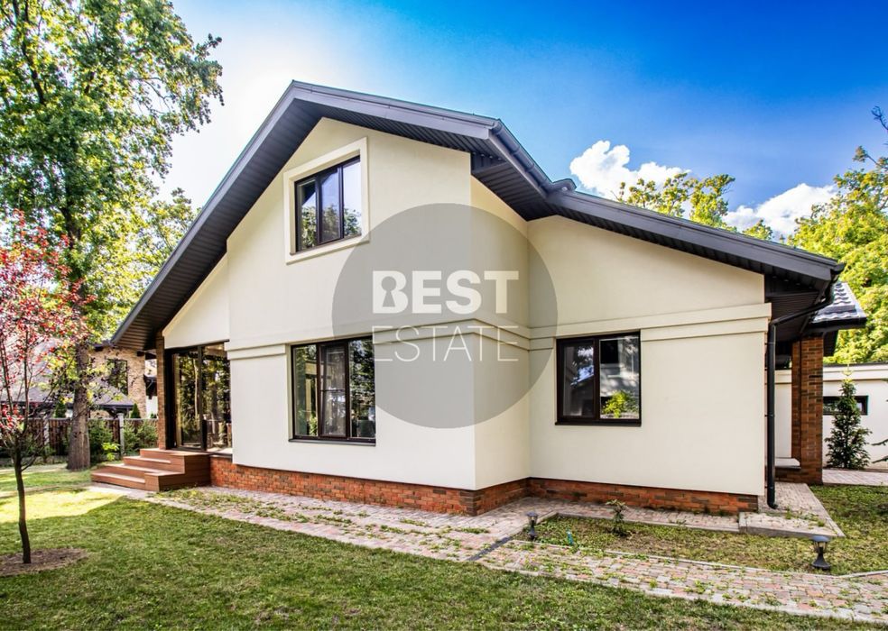 Продам 2-х поверховий будинок, КП Лісове