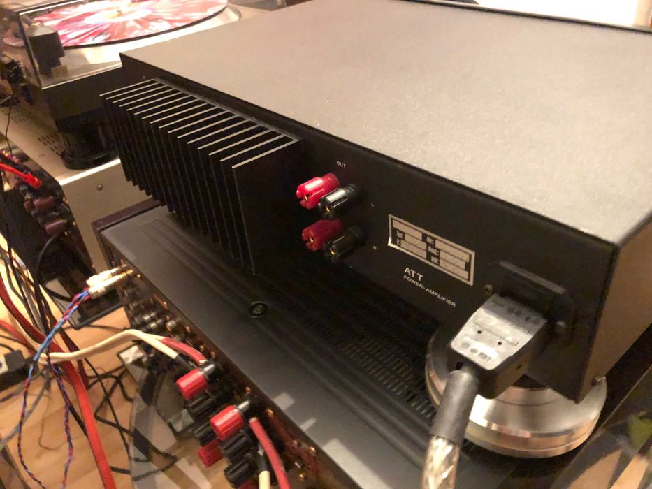 Wzmacniacz lampowy Advanced Tube Technologie  model b30 hybryda