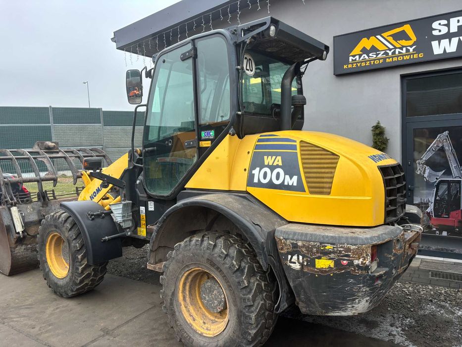 Ładowarka JCB 407 T4 z 2017r szczęka NOWE OPONY NOWA CENA.