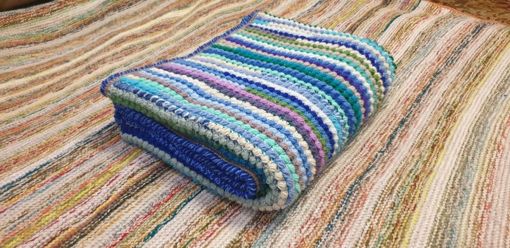 Коврик плед детский вязаный