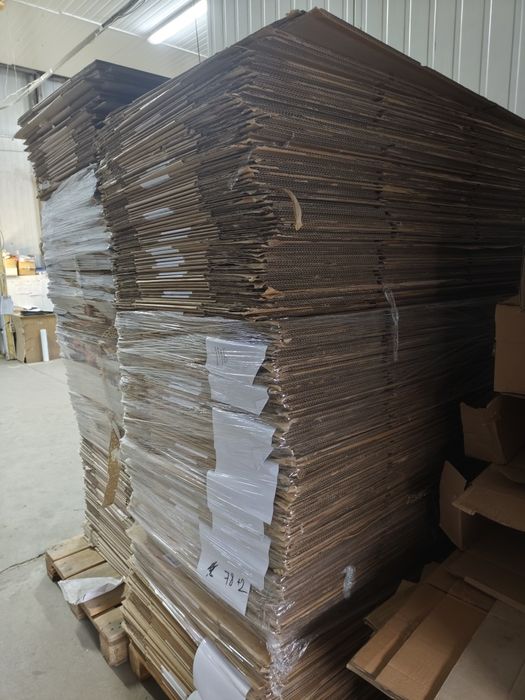 Картонные коробки