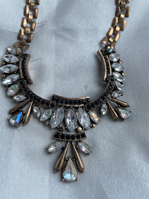 Продам різні моделі кольє