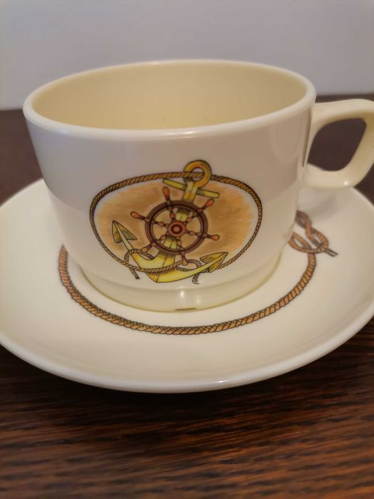 Stare filiżanki z melaniny sygnowana Waca 1820