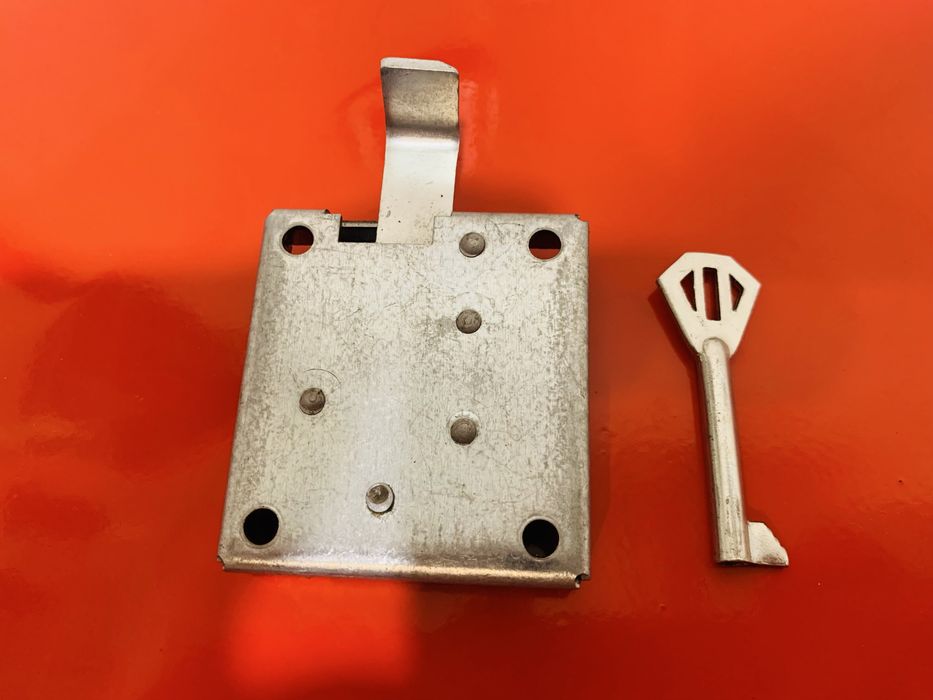 Zamek do skrzynki pocztowej