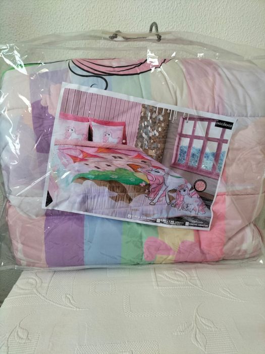 Edredao de unicornio para menina