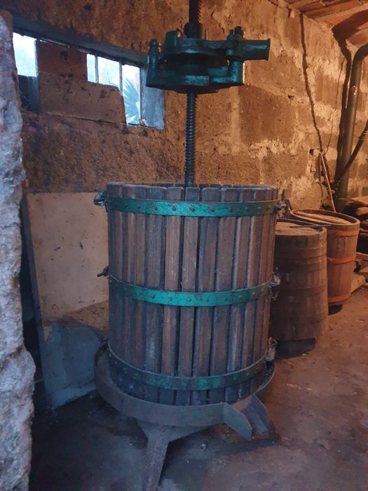Prensa Vinho Manual